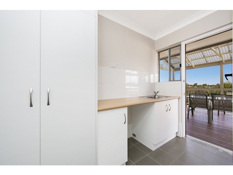 19 Flinders Drive, Valley View SA 5093