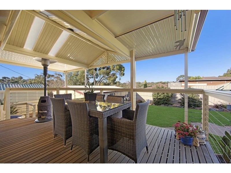 44 Rutherglen Avenue, Valley View SA 5093