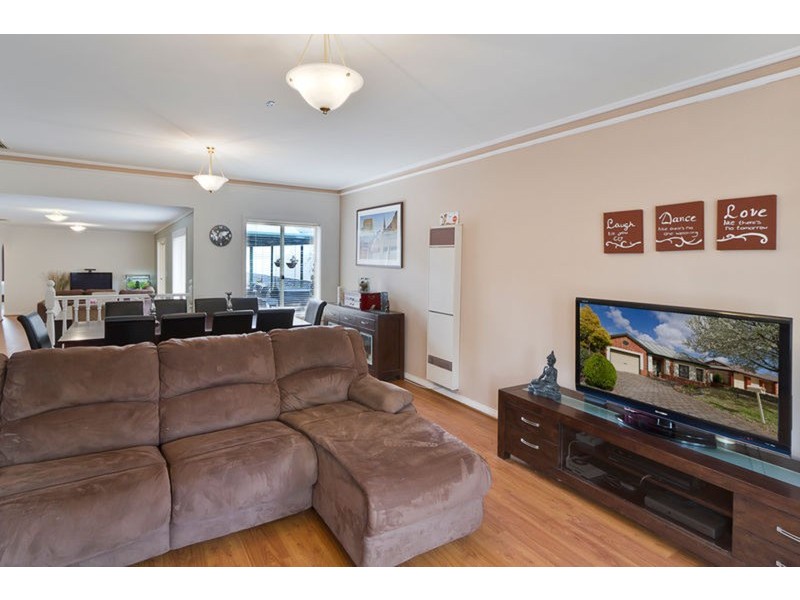 11 Stillwell Court, Greenwith SA 5125