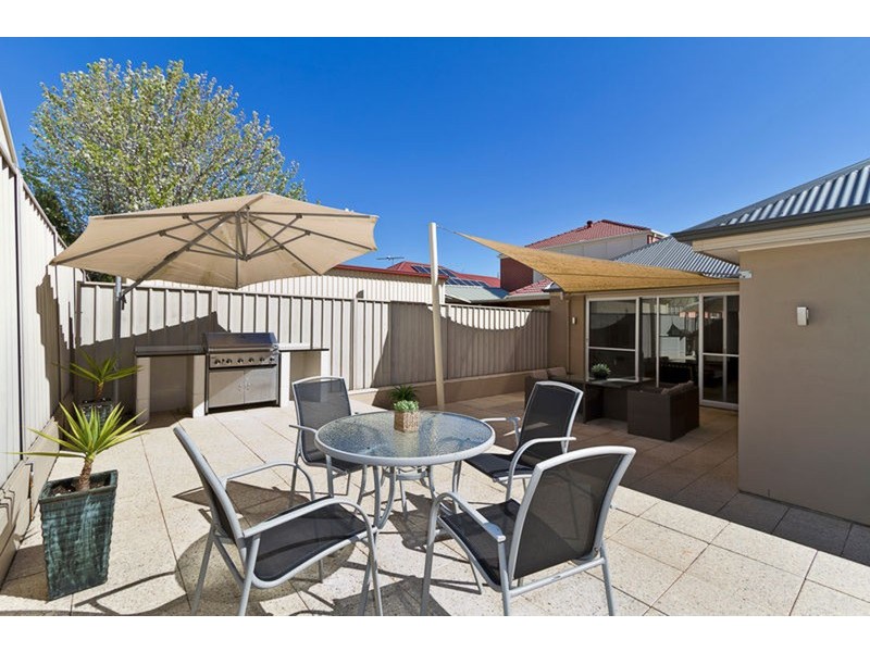 11 Almond  Grove, Magill SA 5072