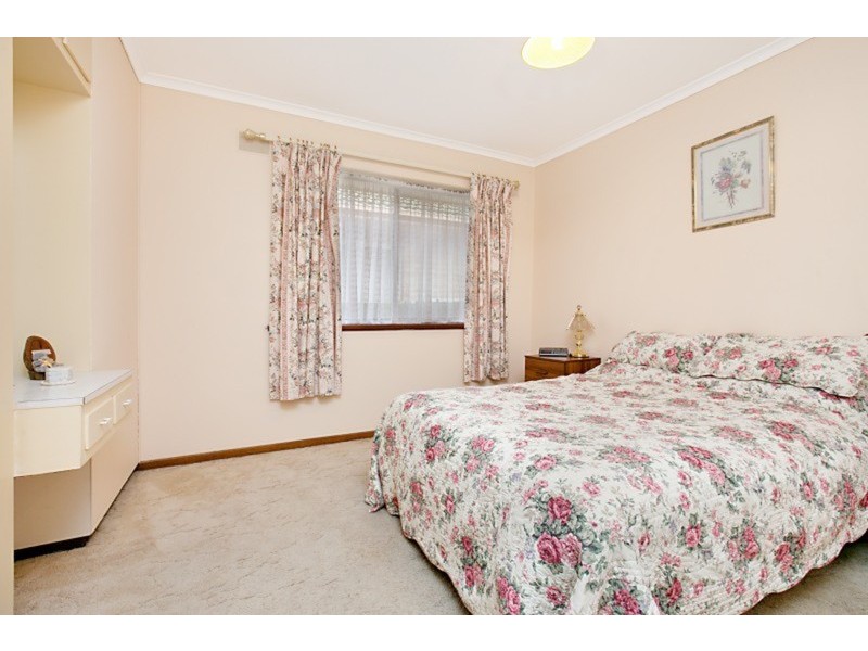 17 Wyatt Road, Parafield Gardens SA 5107