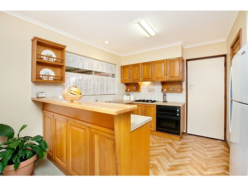 17 Wyatt Road, Parafield Gardens SA 5107