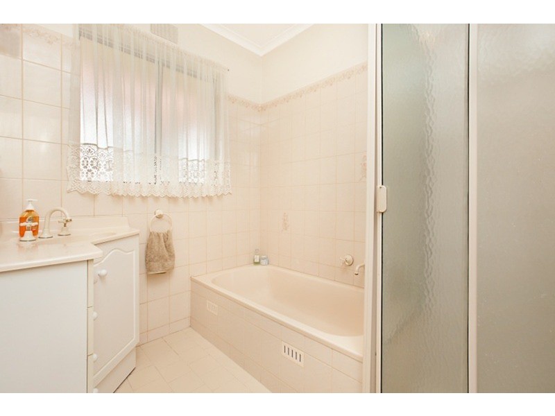 17 Wyatt Road, Parafield Gardens SA 5107