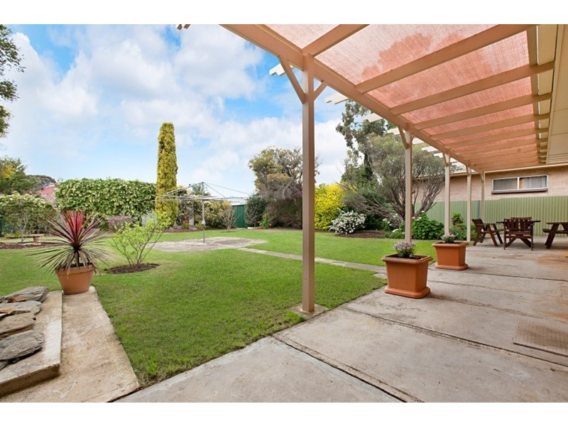 17 Wyatt Road, Parafield Gardens SA 5107