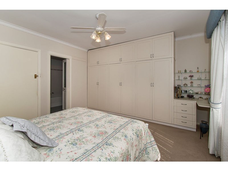 20 Charmaine Avenue, Para Vista SA 5093