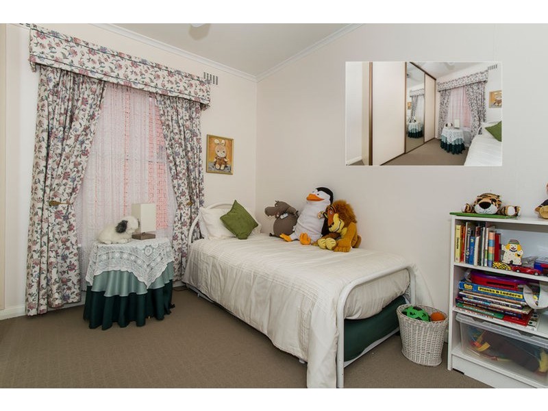 20 Charmaine Avenue, Para Vista SA 5093