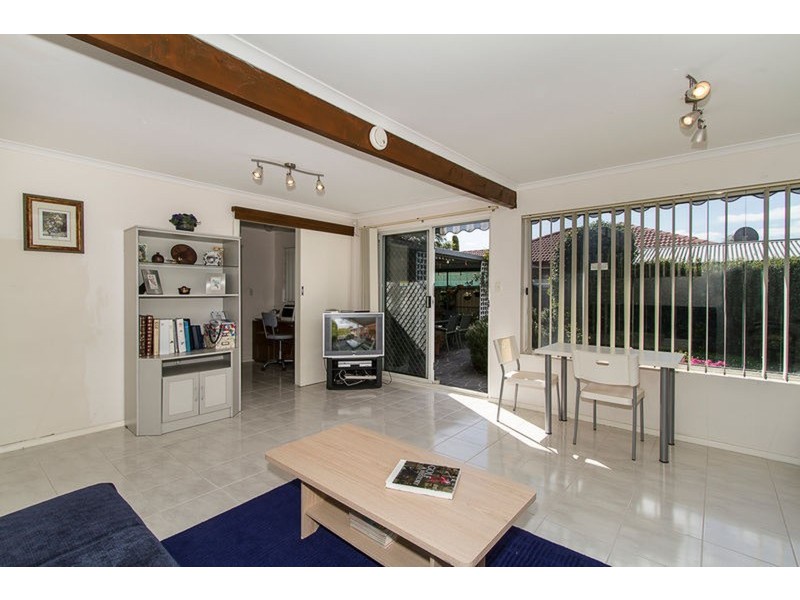 20 Charmaine Avenue, Para Vista SA 5093