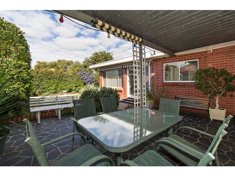 20 Charmaine Avenue, Para Vista SA 5093