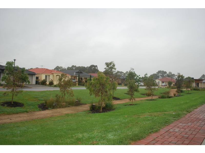22 Almond Circuit, Munno Para West SA 5115