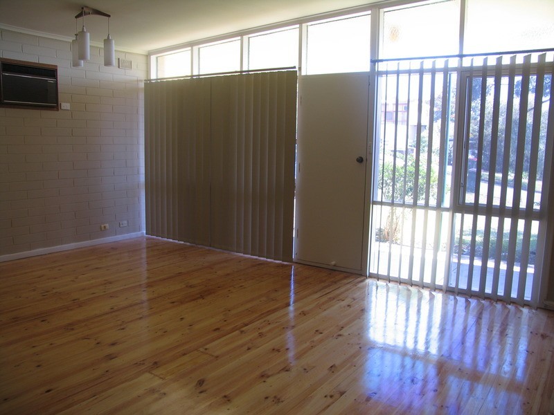 26 Frances Avenue, Para Hills SA 5096