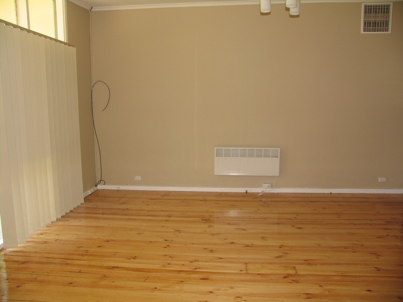 26 Frances Avenue, Para Hills SA 5096