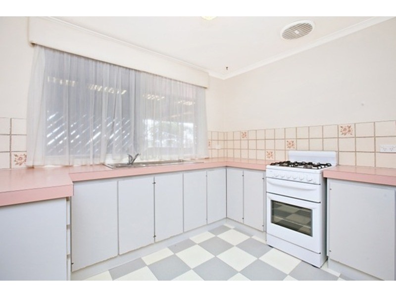 2 Village Court, Gulfview Heights SA 5096