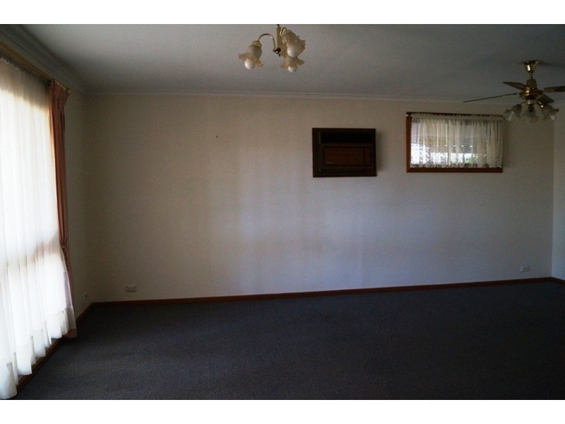 4 Solandra Crescent, Modbury Heights SA 5092