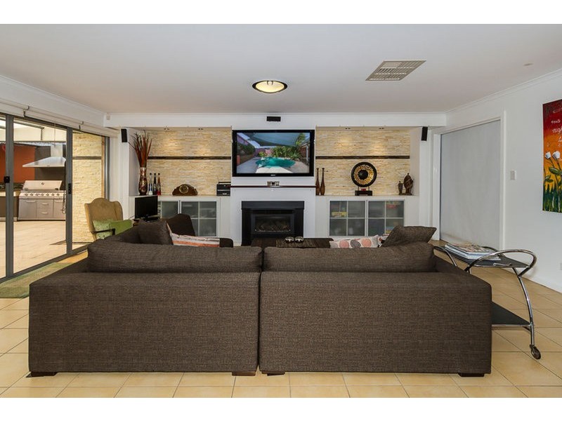 10 Hughes  Court, Walkley Heights SA 5098