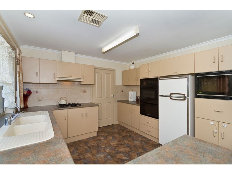 13 Andrew James Crescent, Hope Valley SA 5090