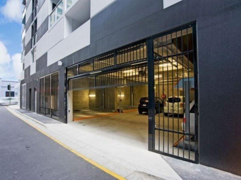 1305/102 Waymouth Street, Adelaide SA 5000