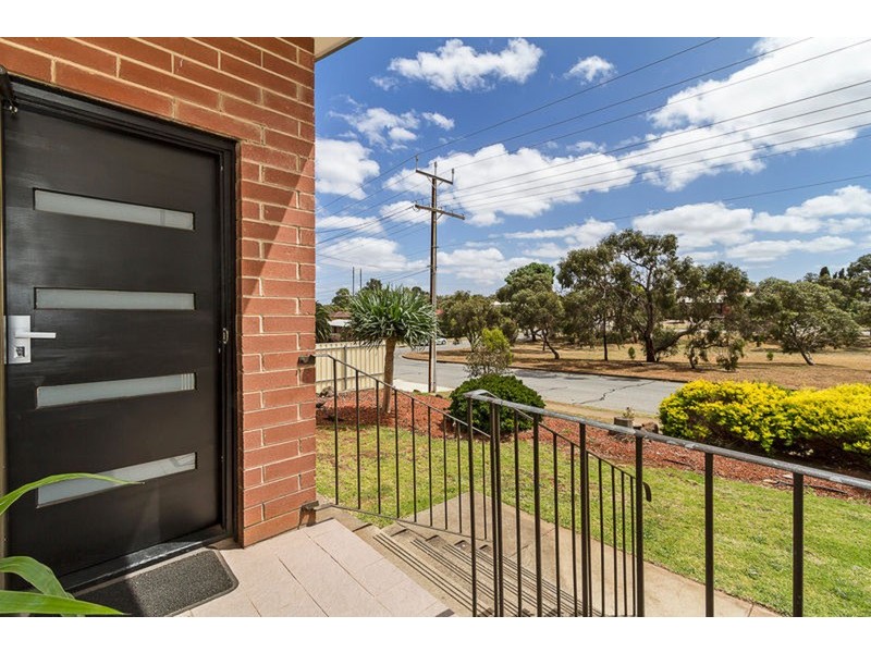 15 Lauder Street, Ingle Farm SA 5098