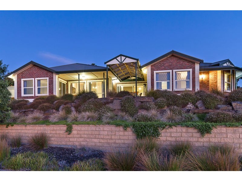 22 Parkside Drive, Gulfview Heights SA 5096