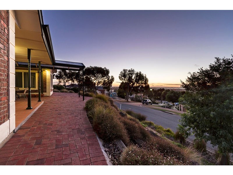 22 Parkside Drive, Gulfview Heights SA 5096