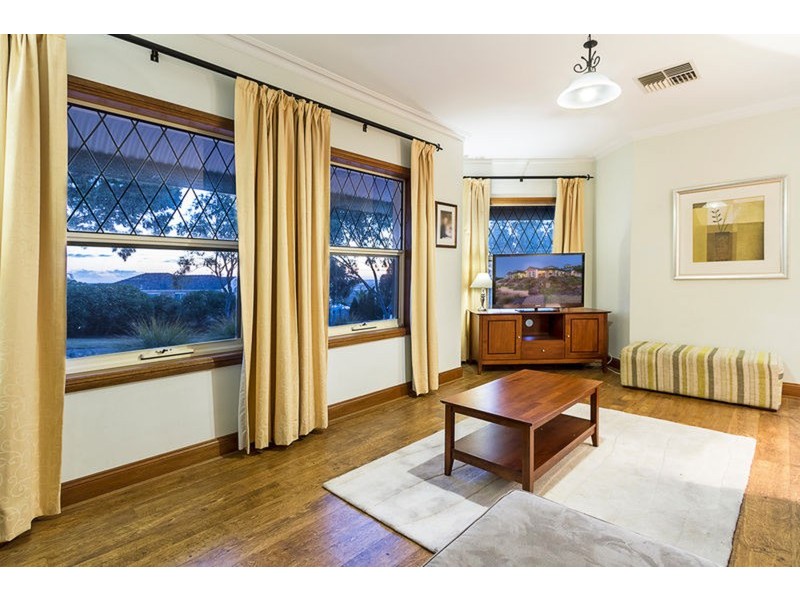 22 Parkside Drive, Gulfview Heights SA 5096