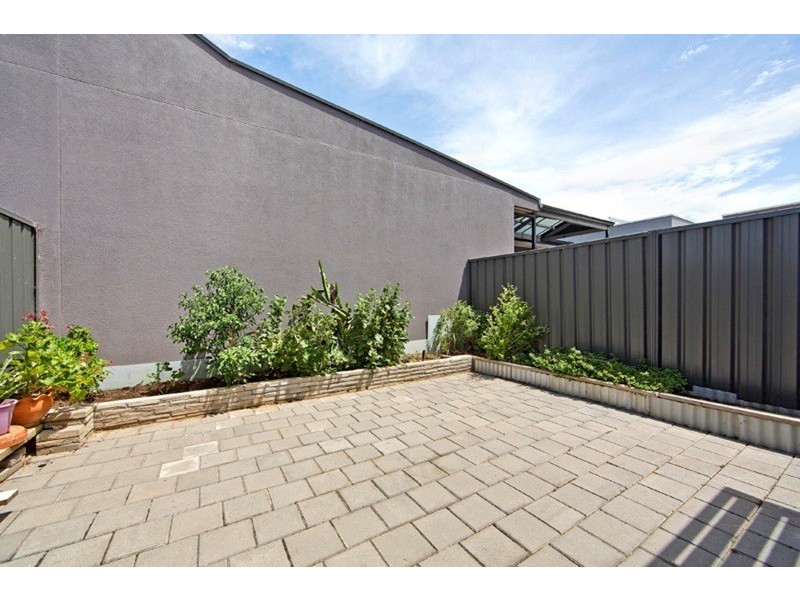 56 Mowbray Street, Mawson Lakes SA 5095