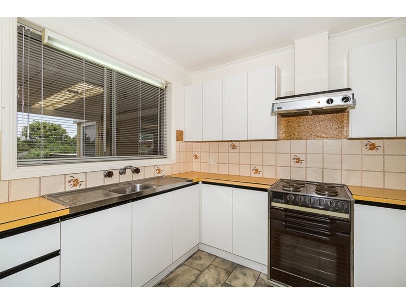 22 Somerset Avenue, Redwood Park SA 5097