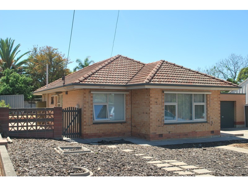 98 Nelson Road, Valley View SA 5093