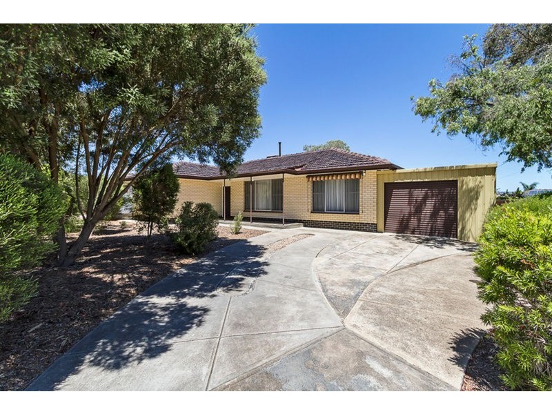 9 Snowy  Drive, Valley View SA 5093