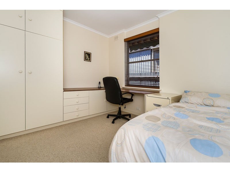 9 Snowy  Drive, Valley View SA 5093