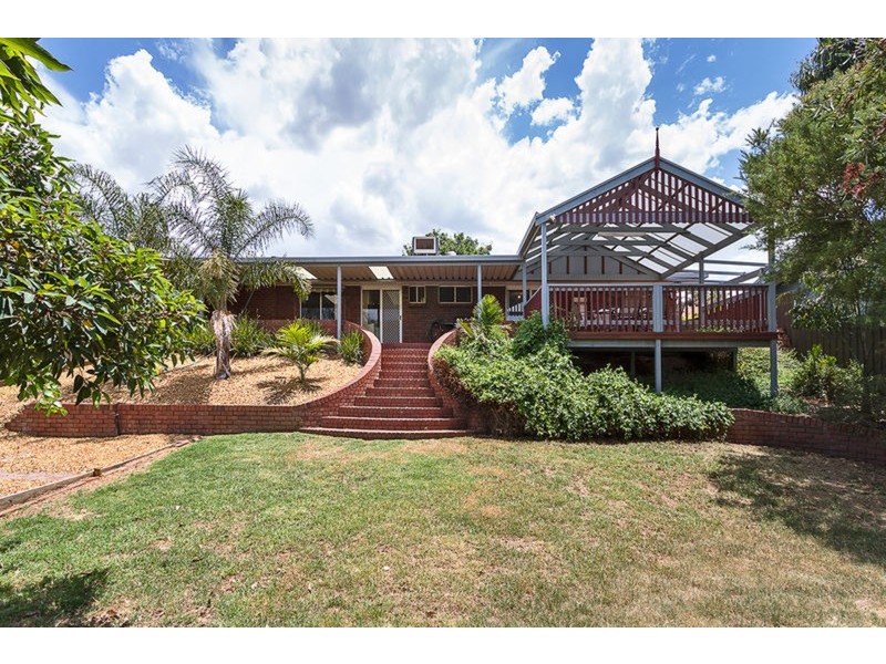 7 Dallas  Court, Wynn Vale SA 5127
