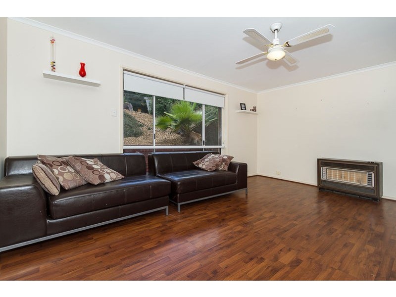 7 Dallas  Court, Wynn Vale SA 5127