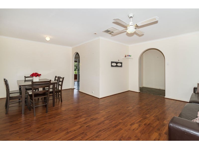 7 Dallas  Court, Wynn Vale SA 5127