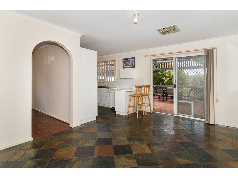 7 Dallas  Court, Wynn Vale SA 5127