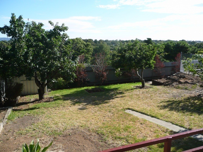 79 Eyre Crescent, Valley View SA 5093