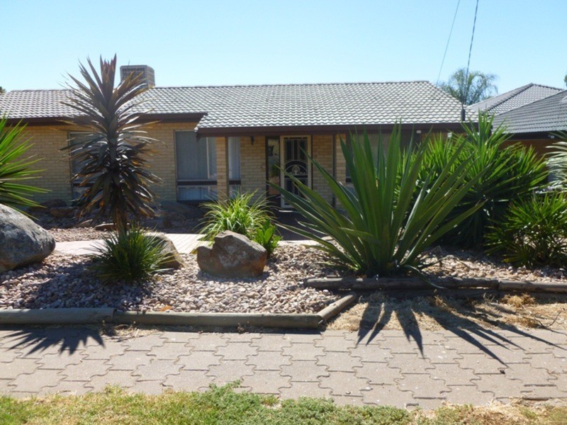 71 Flinders Drive, Valley View SA 5093