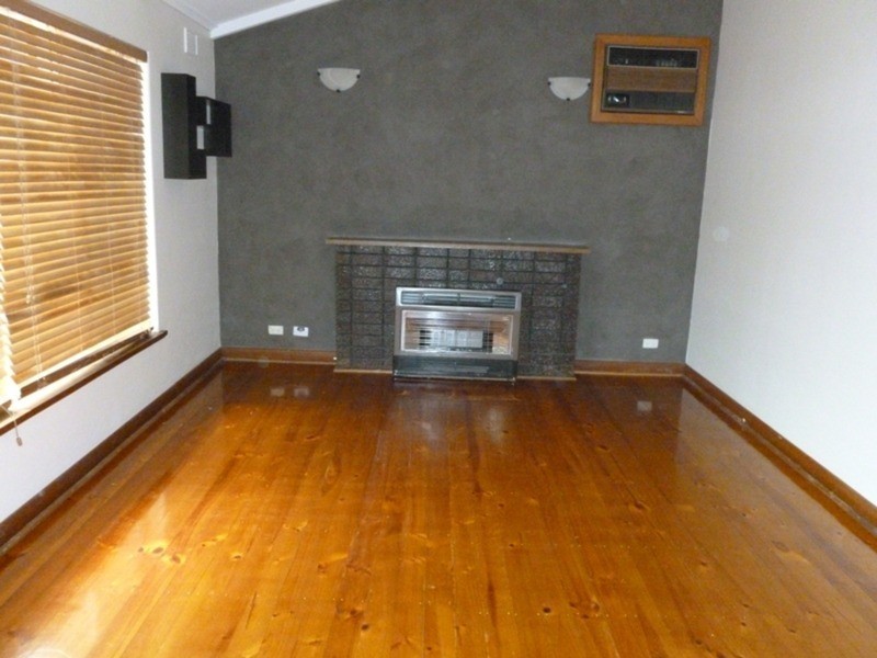 71 Flinders Drive, Valley View SA 5093