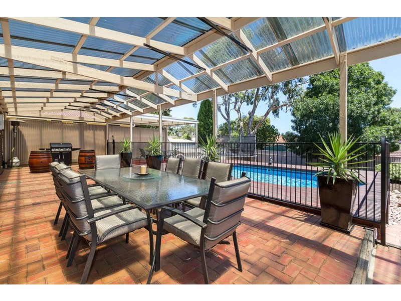 6 Hartog Street, Fairview Park SA 5126