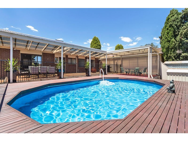6 Hartog Street, Fairview Park SA 5126