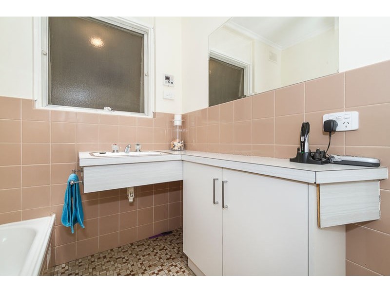 15 Charlton Drive, Salisbury East SA 5109