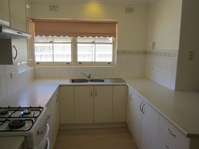 72 Ascot Avenue, Vale Park SA 5081