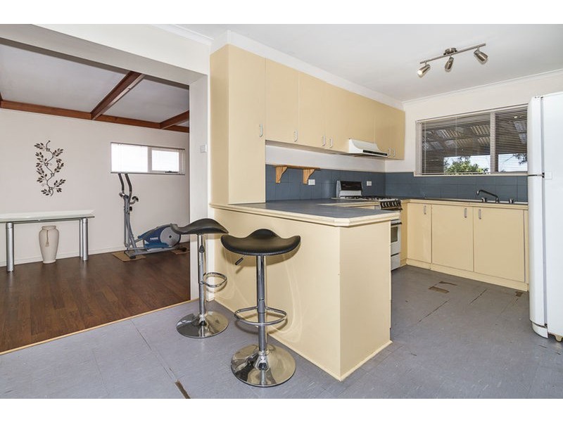 20 Ronald Road, Redwood Park SA 5097