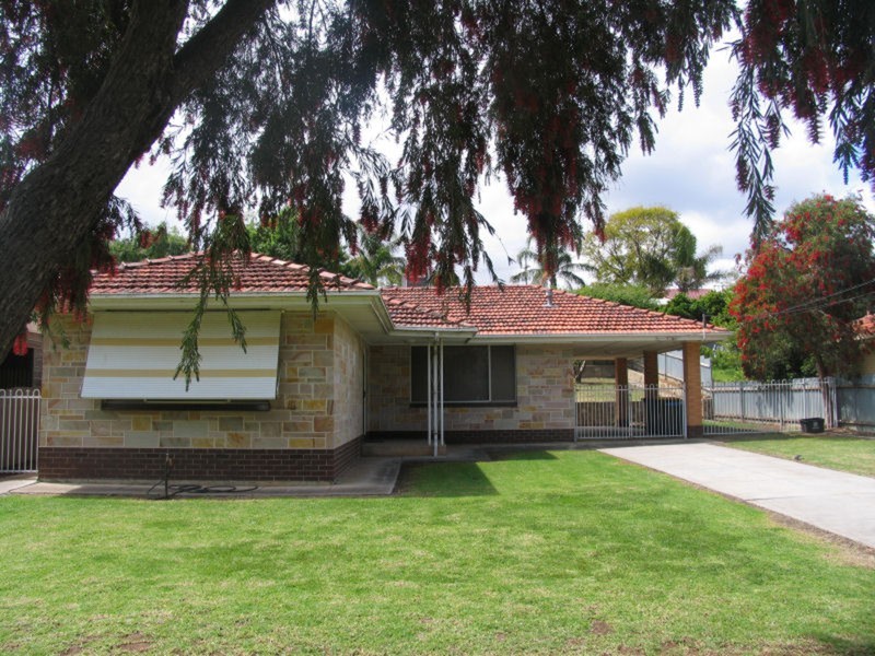 26 Down Drive, Valley View SA 5093