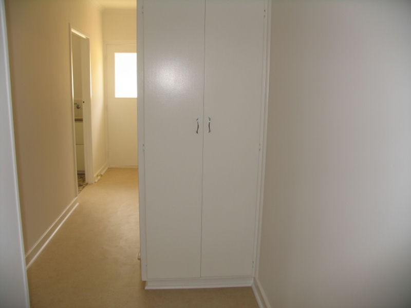 26 Down Drive, Valley View SA 5093