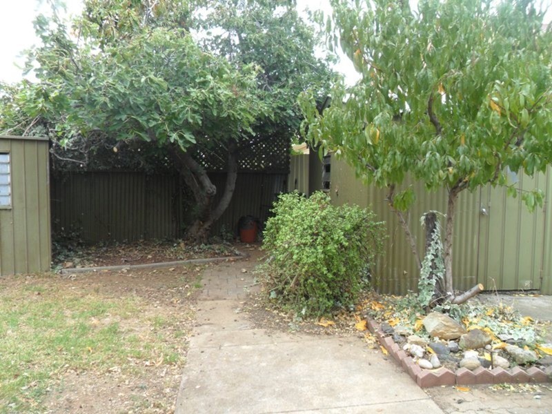 12 Clifford  Way, Valley View SA 5093