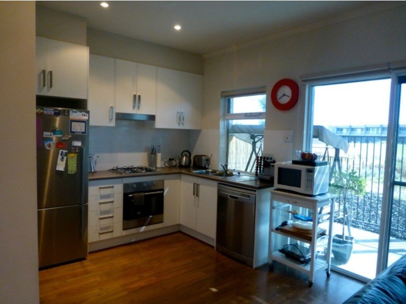 2/2 Euston Walk, Mawson Lakes SA 5095