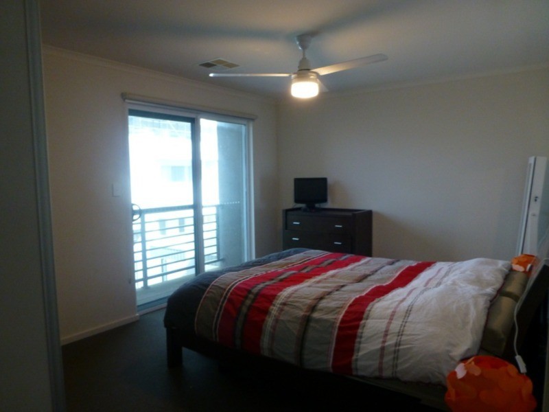 2/2 Euston Walk, Mawson Lakes SA 5095