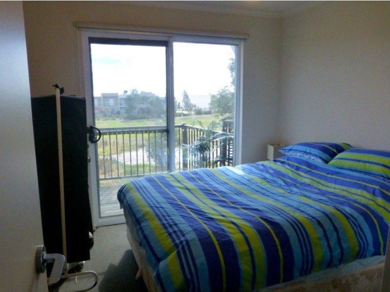 2/2 Euston Walk, Mawson Lakes SA 5095