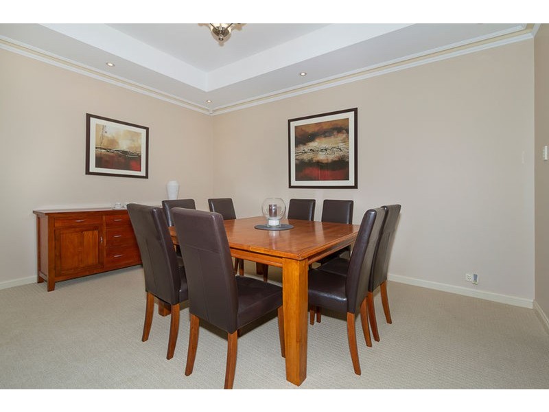 8 Gransden Parade, Greenwith SA 5125