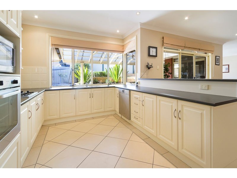 8 Gransden Parade, Greenwith SA 5125