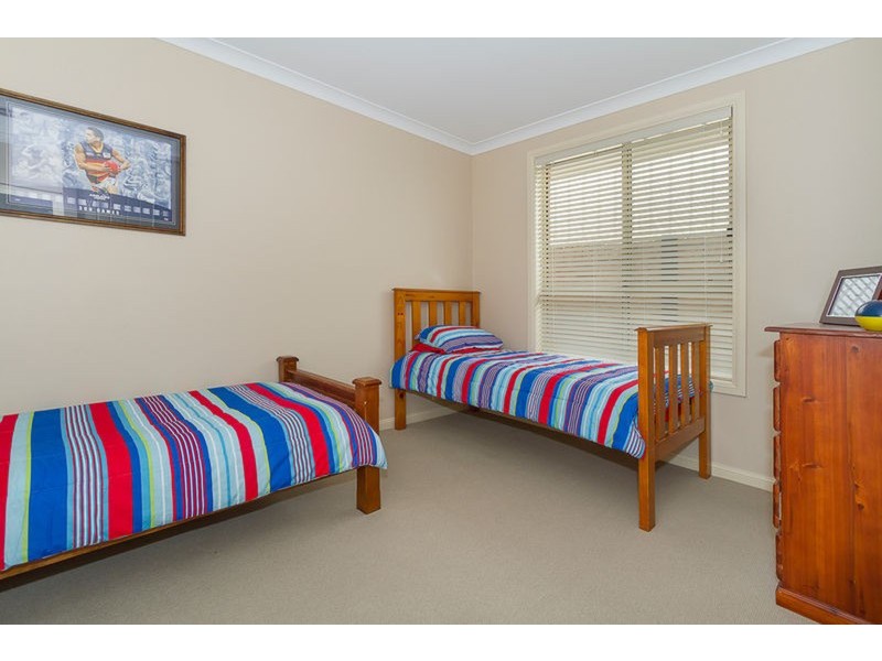 8 Gransden Parade, Greenwith SA 5125